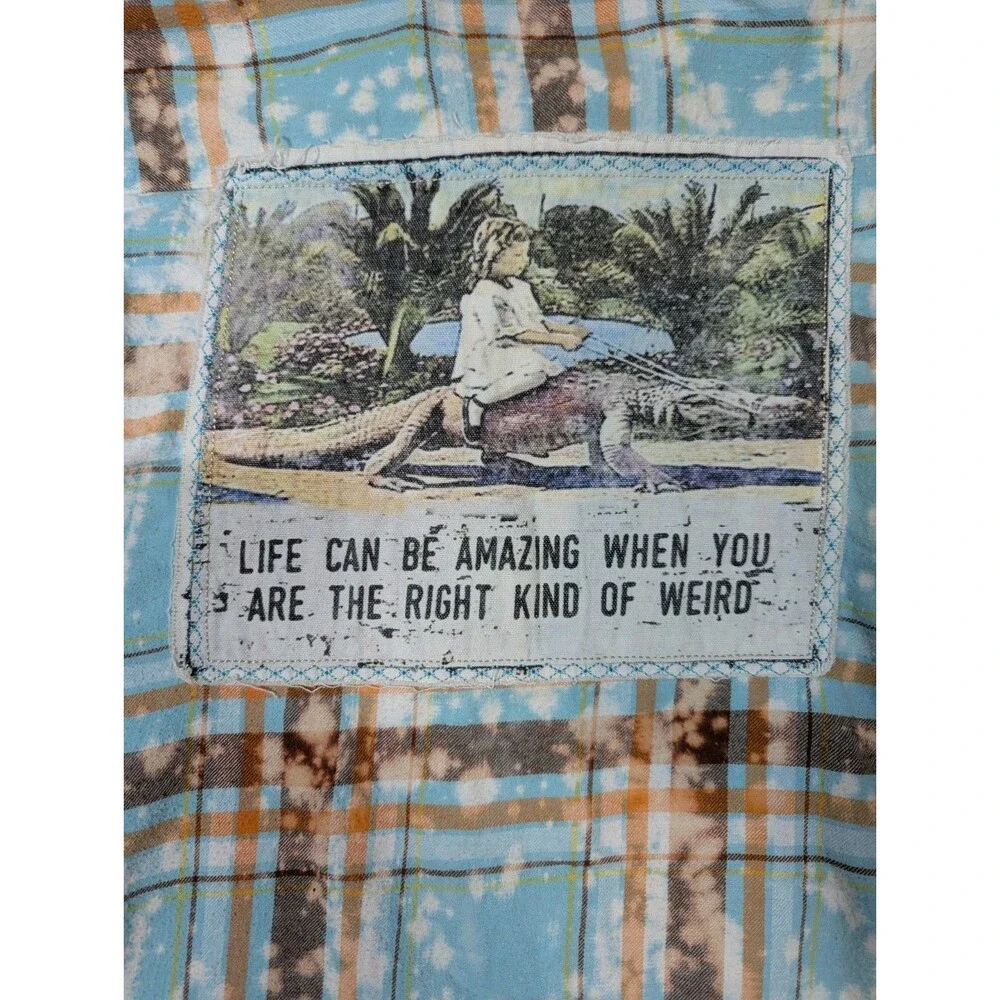 Angry Minnow Gator Girl Florida Flannel- Distressed Lake Tahoe Size XL Unisex - Picture 8 of 8